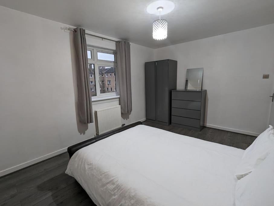 3 Bedroom Apartment Sleeps 8 Edinburgh Luaran gambar